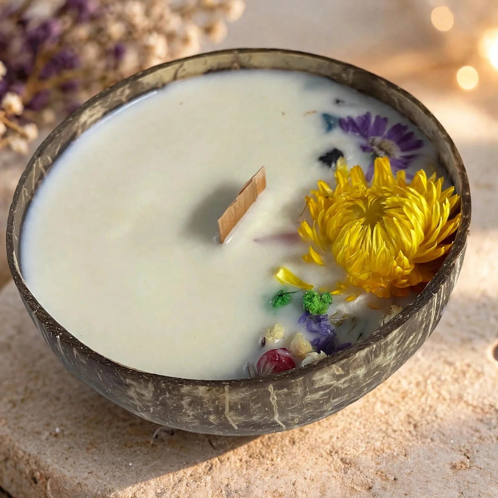 Floral Coconut Shell Candle Gift Set: Soy Wax — close-up detail